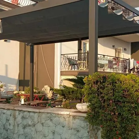 Camellia Apartmán *