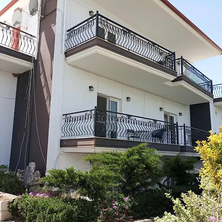 Villa Camellia Apartment *