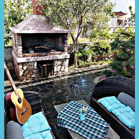 Apartment Villa Camellia