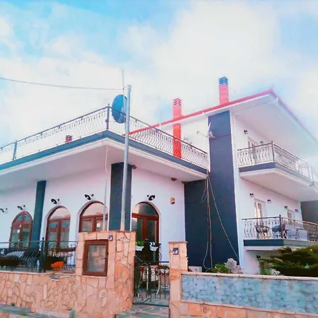 Apartment Villa Camellia *